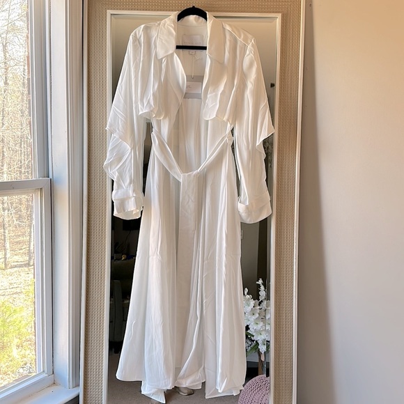 NOON BY NOOR Harry Sandwash White Trench - Picture 1 of 10